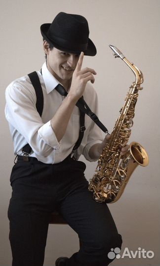 Саксофонист