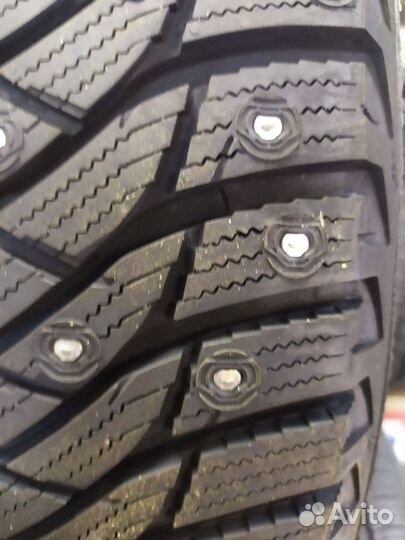 Goodyear UltraGrip Arctic 2 245/45 R19