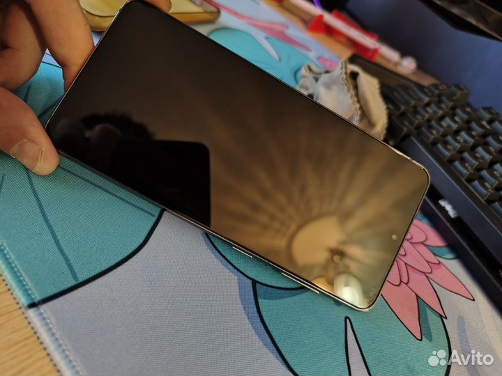 Samsung Galaxy S21 5G, 8/256 ГБ