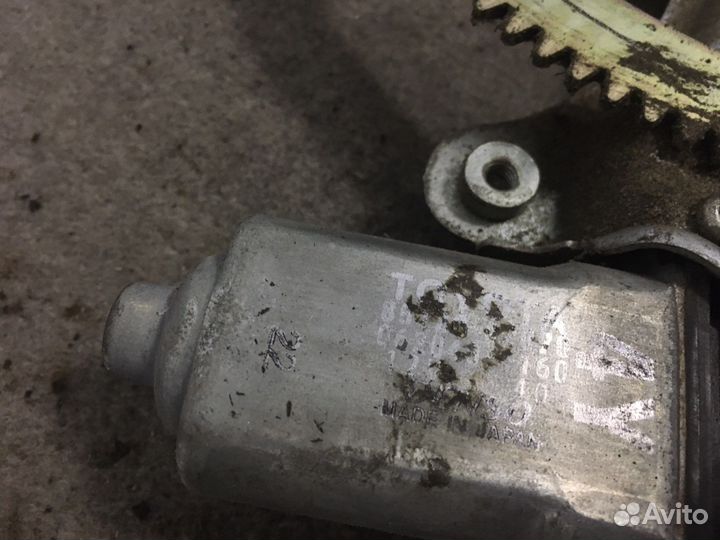 Стеклоподъемник передний Toyota RAV4 (2503)