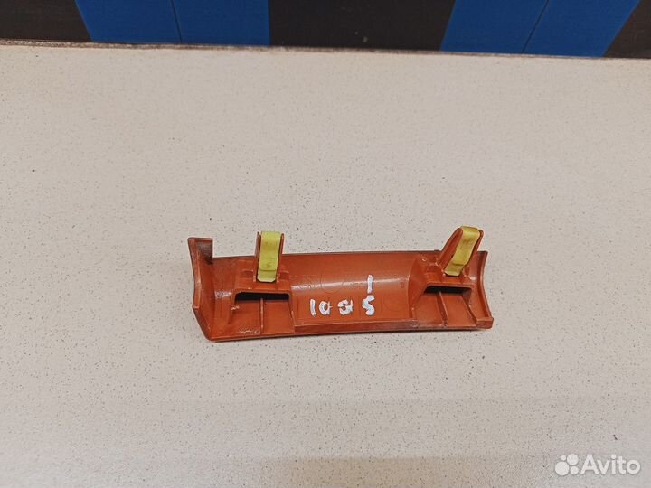 Накладка (кузов внутри) Avensis II 2003-2008