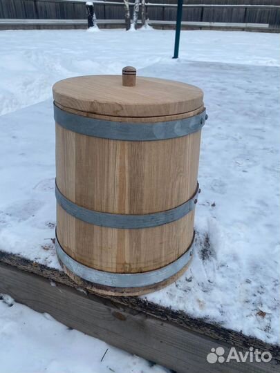 Деревянная бочка
