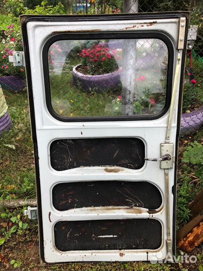 Двери на УАЗ буханку