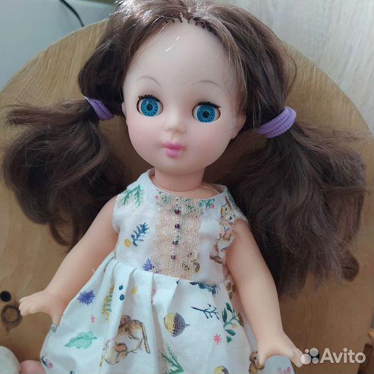 Кукла игровая с постелькой