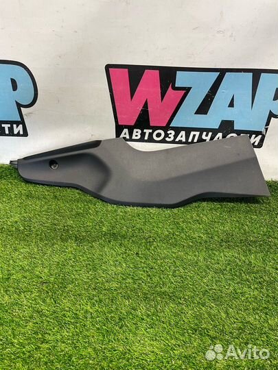 Декоративная накладка центральной консоли Buick