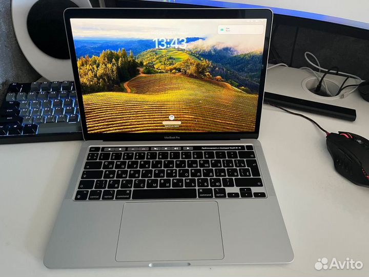 MacBook Pro 13 Silver(Apple M1/16GB RAM/256GB SSD)