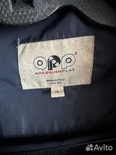 Пуховик женский 48, италия