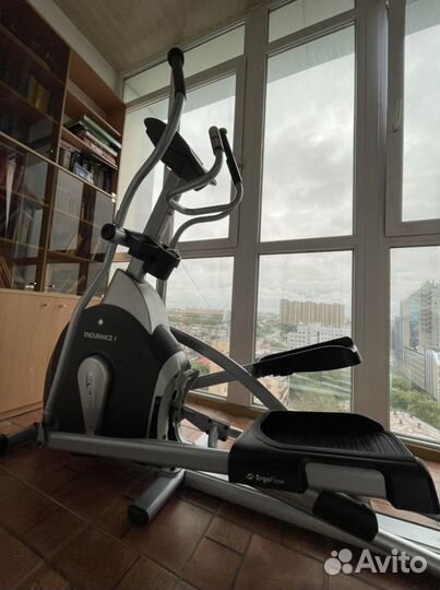 Эллиптический тренажер