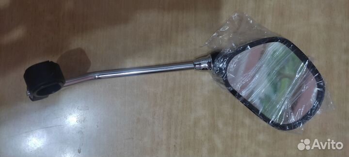 Зеркало заднего вида на велосипед