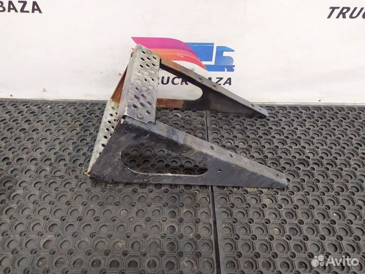 Подножка за кабиной Renault T, Volvo FH, Volvo FM