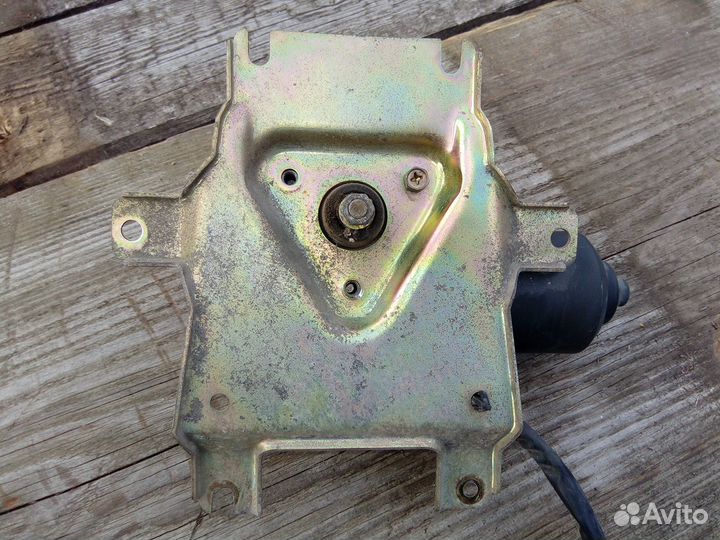 Мотор стеклоочистителя Nissan Diesel Condor 2003г