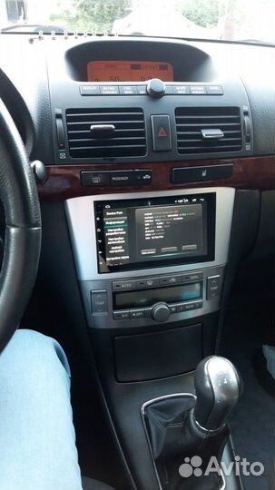 Avensis toyota android штатная магнитола Teyes