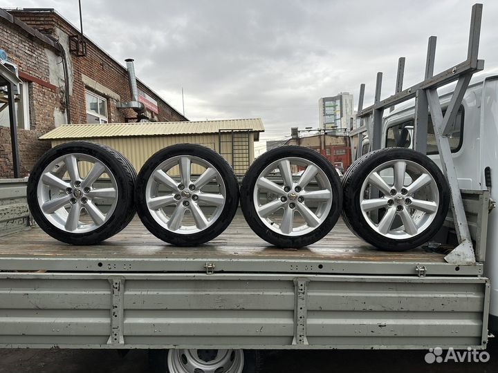 Kormoran Ultra High Performance 235/45 R18