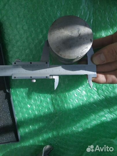 Поршень на чезет 175