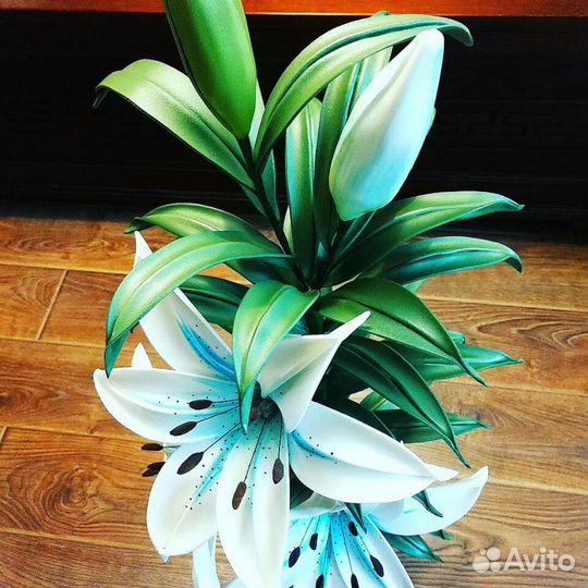 Торшер/лилии/ручная работа