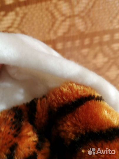 Шапочка, шапка, тигрёнок