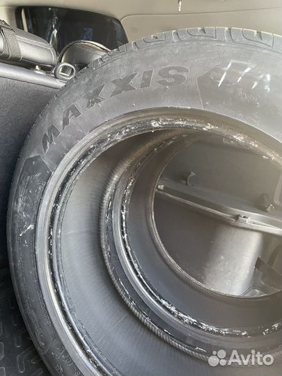 Maxxis MA-Z4S Victra 235/60 R18