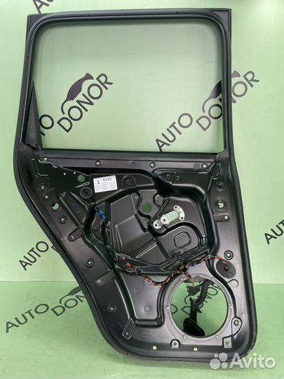 Рамка двери задняя левая Volkswagen Touareg 7L