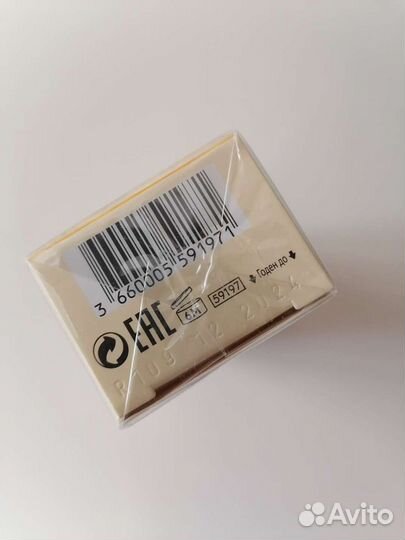 Крем для лица Ив Роше с ромашкой