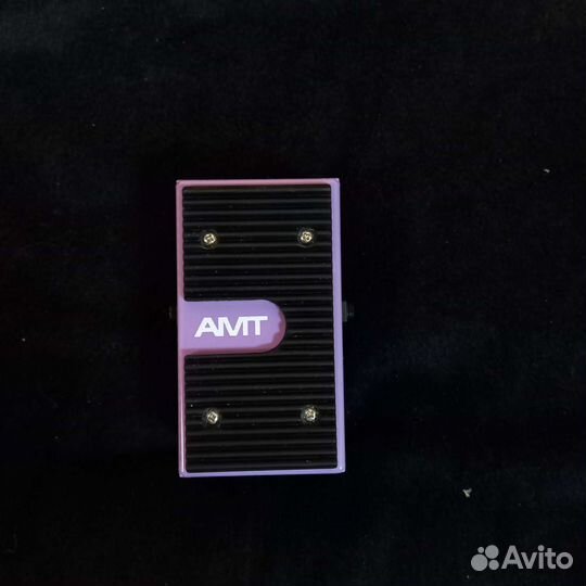 Педаль для электрогитары AMT WH-1