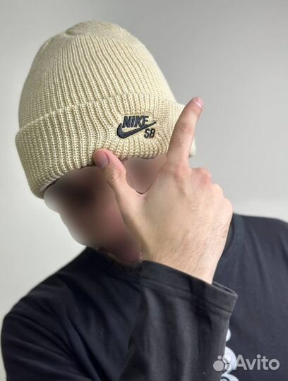 Шапка Nike зимние
