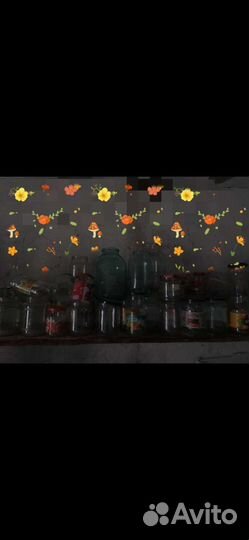 Банки стеклянные,ящики