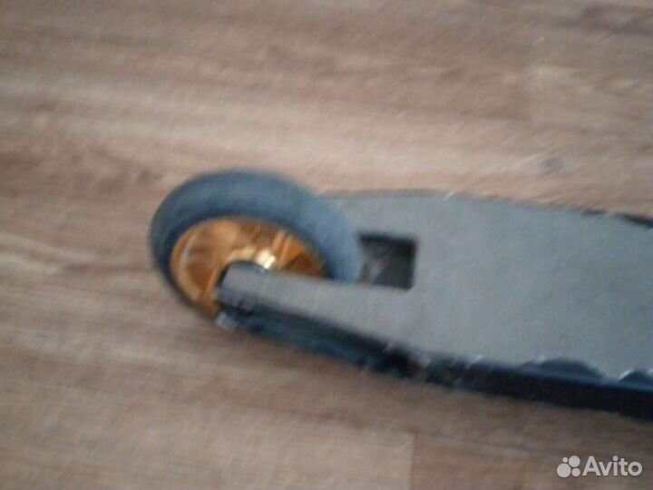 Самокат трюковой