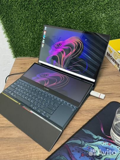 Asus Zenbook Duo 15 PRO