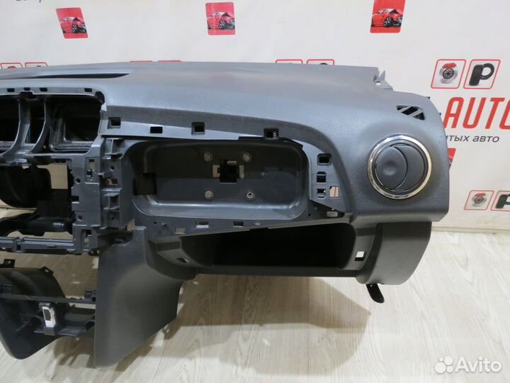 Торпедо Renault Sandero 2