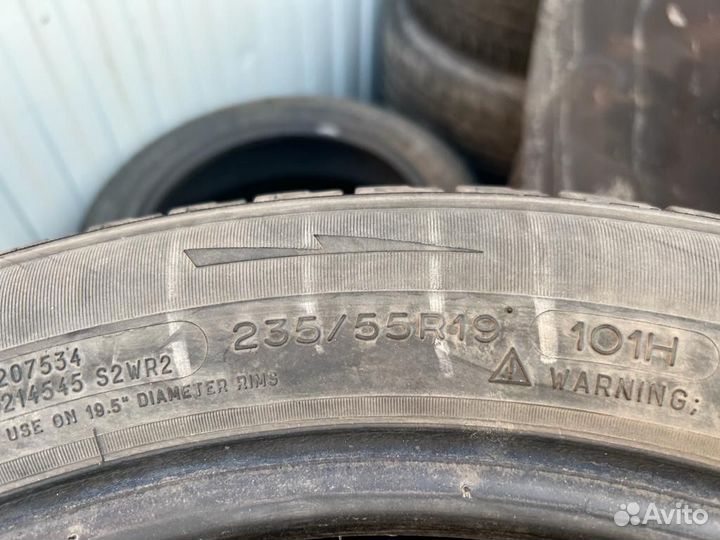 Michelin Latitude X-Ice 235/55 R19 101H