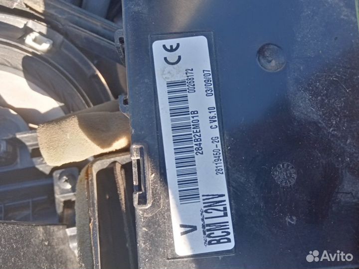 Блок комфорта Nissan Tiida 1