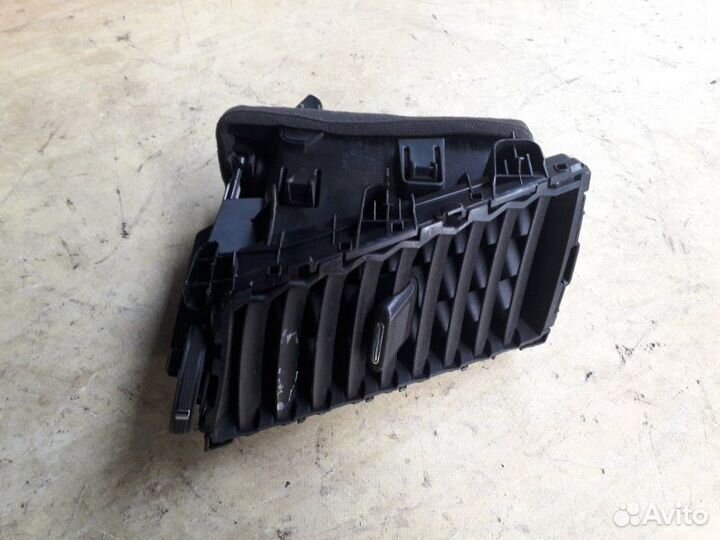 Дефлектор воздушный левый Infiniti Fx S51 5.0 2008