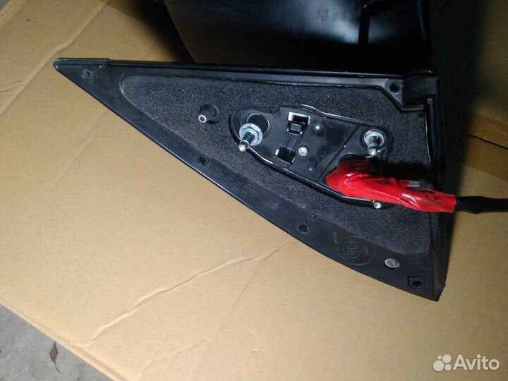 Зеркало правое тойота LC150