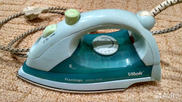 Утюг рабочий на запчасти