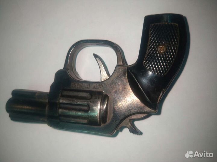 Зажигалка револьвер