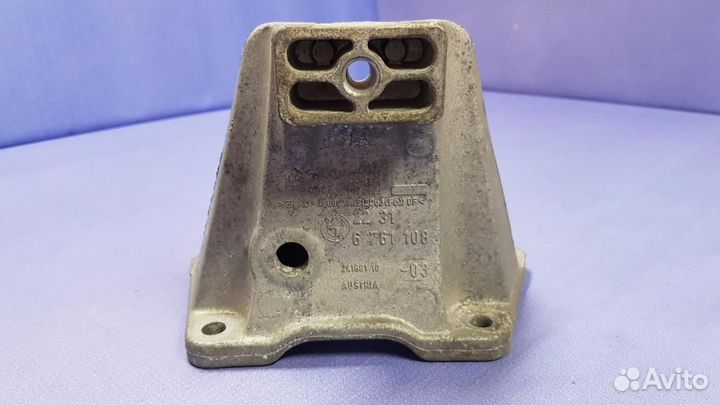 Кронштейн кпп BMW 5-серия E60/E61