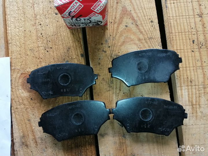 Колодки тормозные Toyota Rav-4 II 00- передние