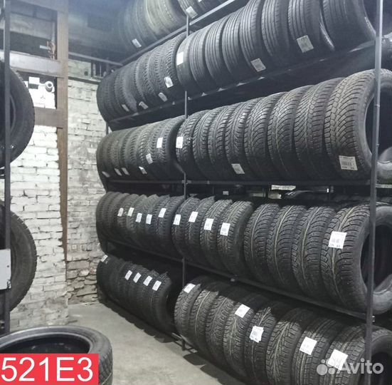 Dunlop Grandtrek AT3 215/65 R16 98M