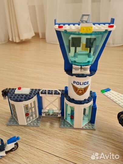 Lego City полицейский участок