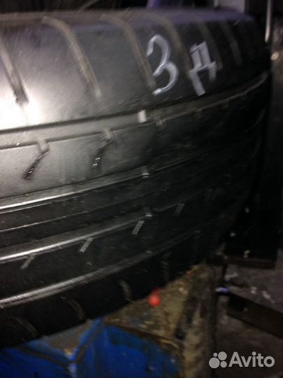 Goodyear EfficientGrip 235/60 R17