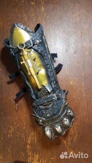 Скрытые клинки Assassin's Creed