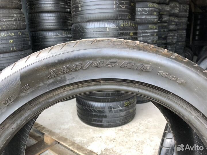 Pirelli P Zero 255/45 R19 100Y