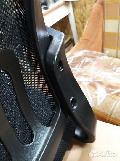 Кресло 695 чёрная сетка