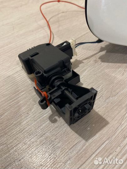 Лючок топливного бака Mercedes Benz E250 W212