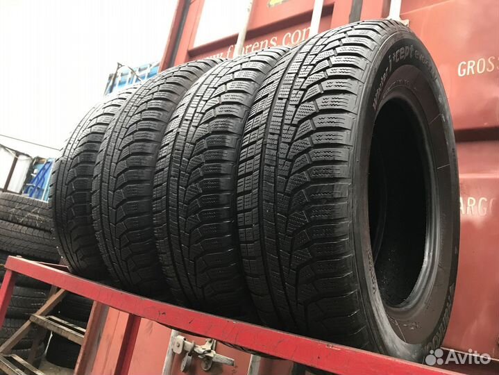 Hankook Winter I'Cept Evo2 W320 215/70 R16 100T