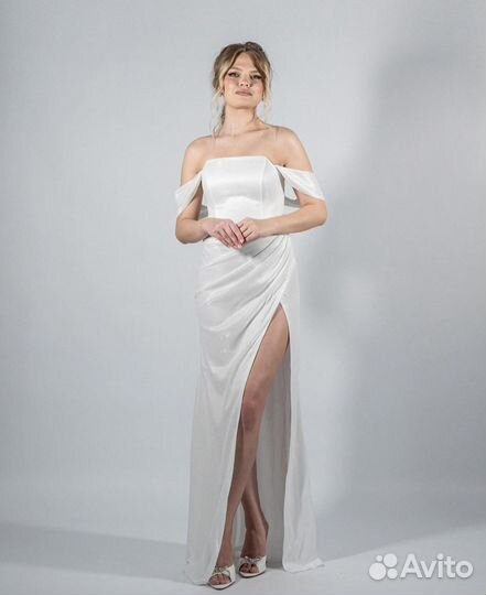 Платье невесты полностью светооражающее кружево