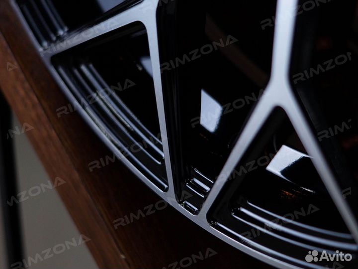 Литые диски R18 для Rio, Solaris, Vesta. Арт1425