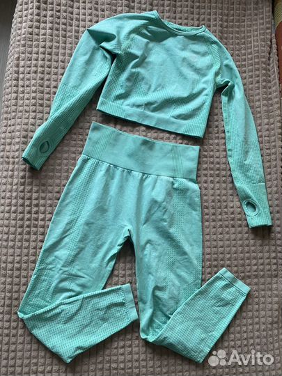 Костюм для фитнеса женский