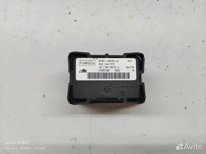 Датчик ускорения Freelander 2 2007-2014