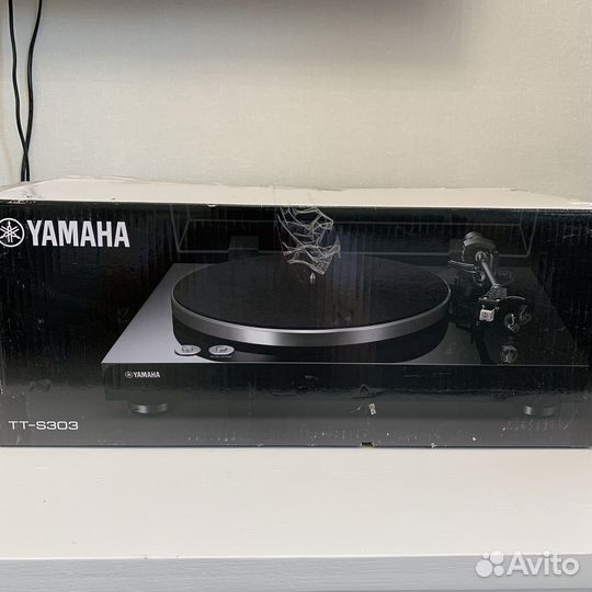 Виниловый проигрыватель Yamaha TT-S303